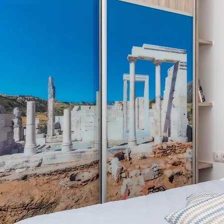 Azur Апартаменты *